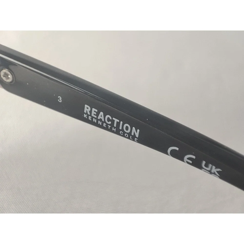 Kenneth Cole Reaction KC1397 01B Black Gold Cat‎ Eye Sunglasses Grey Gradient